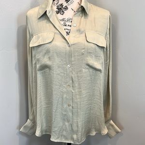 Steve Madden light green button up blouse